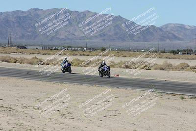 media/Oct-30-2025-Racers Edge (Thu) [[dabbdaf680]]/3-B Group/Session 3 (Turn 15 Inside)/